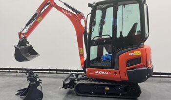 MINI PELLE KUBOTA KX019-4 SUR CHENILLES